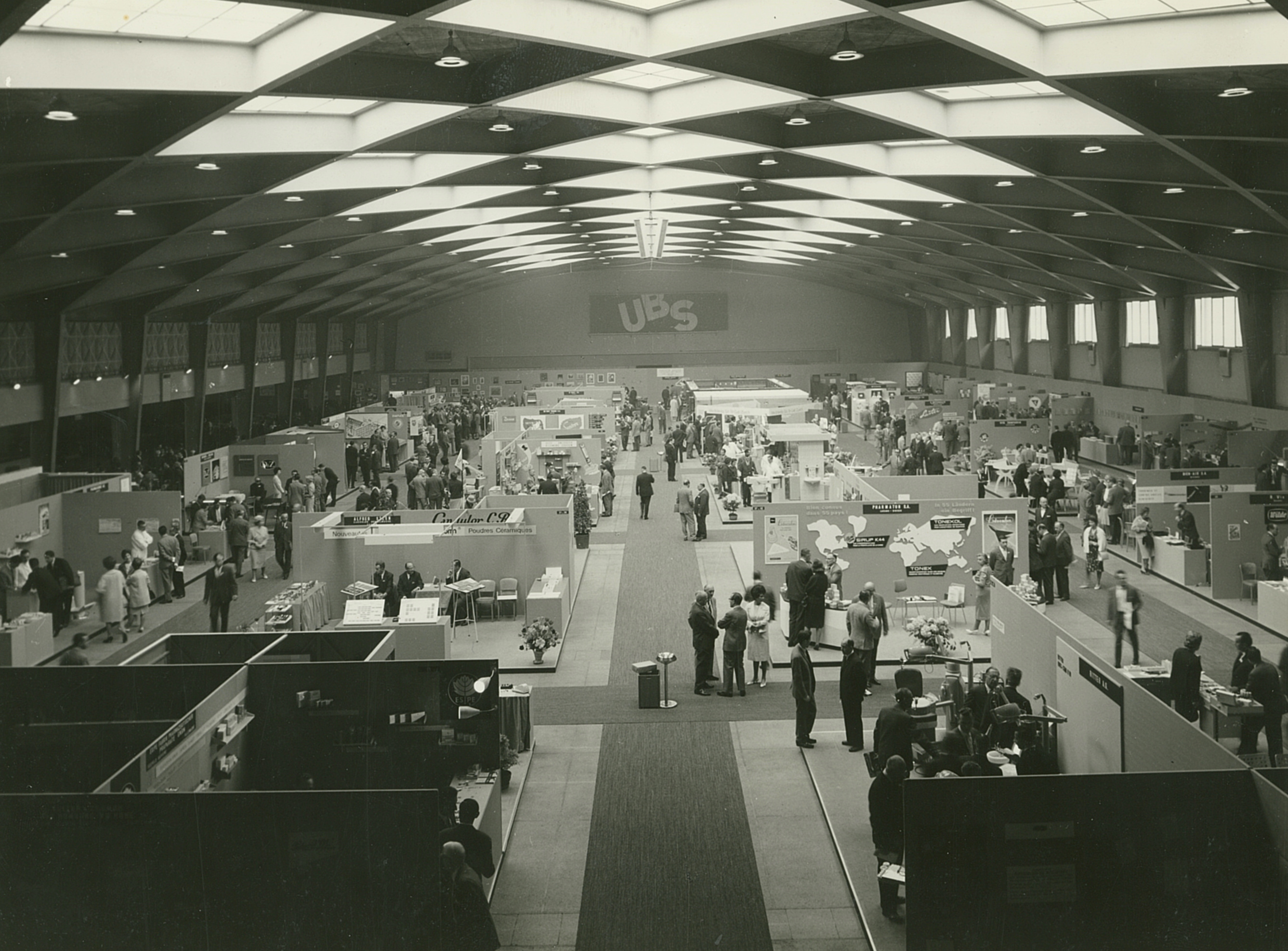 vintage_dental_bern_gebaude